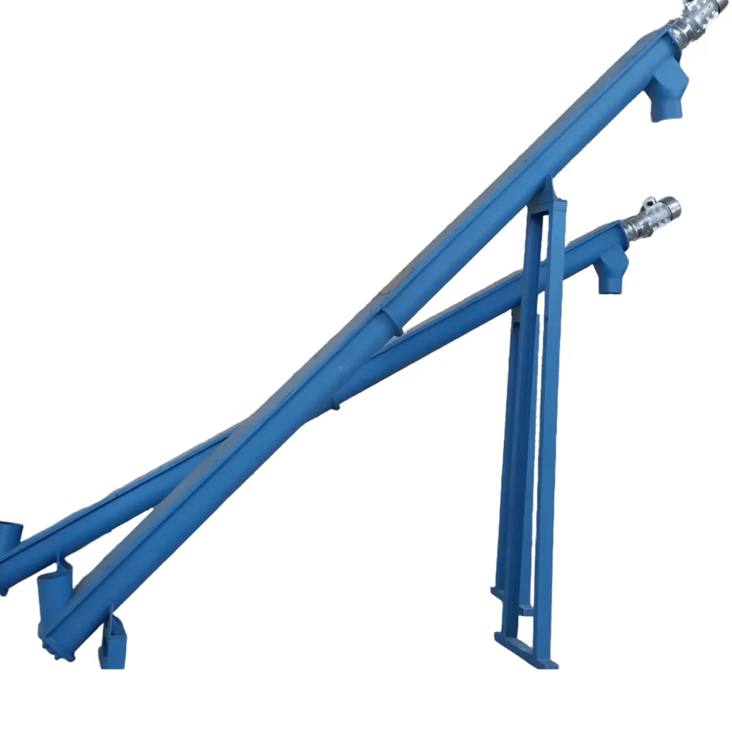 Structure de toboggan aquatique industriel bleu sur fond blanc